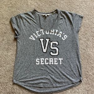 Victoria's Secret T-shirt, L